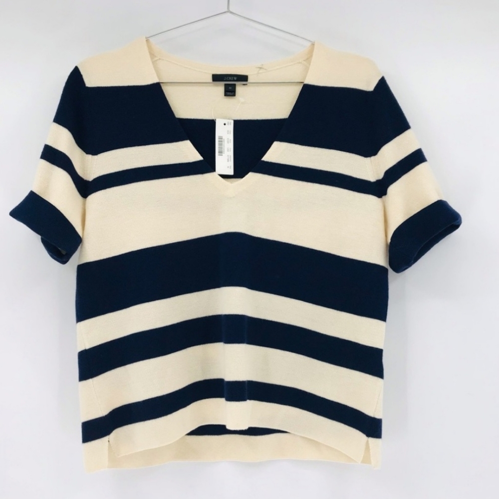 NWT J Crew Short Sleeve V-neckline Knit Sweater Top